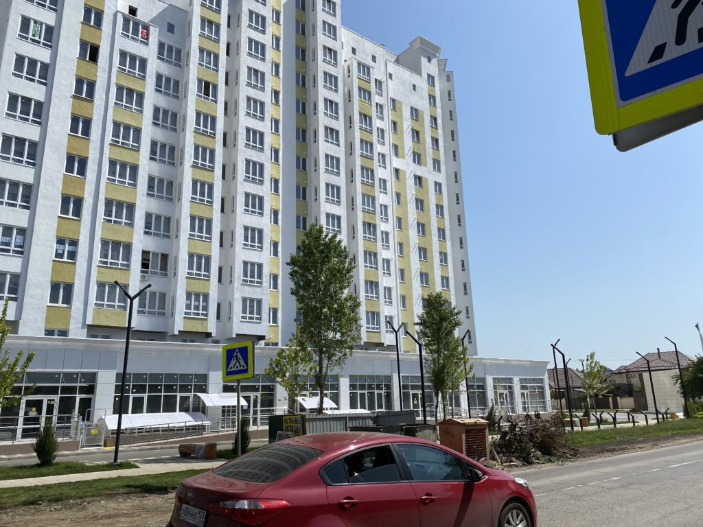 Выйду на улицу, гляну на село…